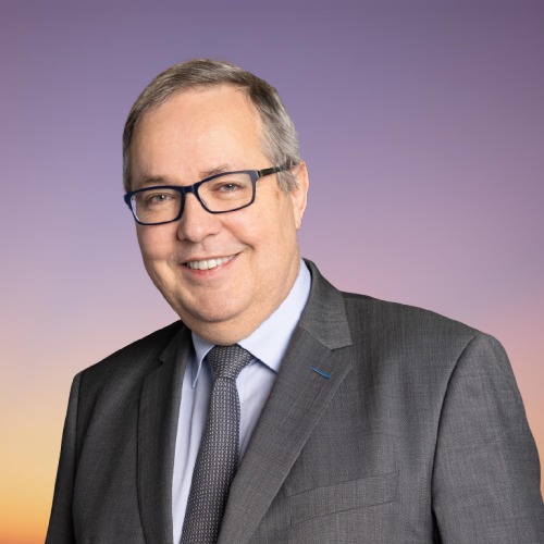 Dr. André Schneider